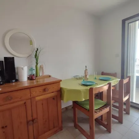Apartment Avec Piscine Commune - St Pierre La 2rh121 *
